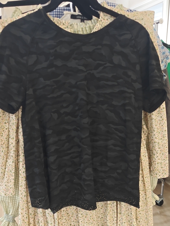 lululemon athletica Tops - lululemon athletica Black Camouflage Short Sleeve Tee || Size Small